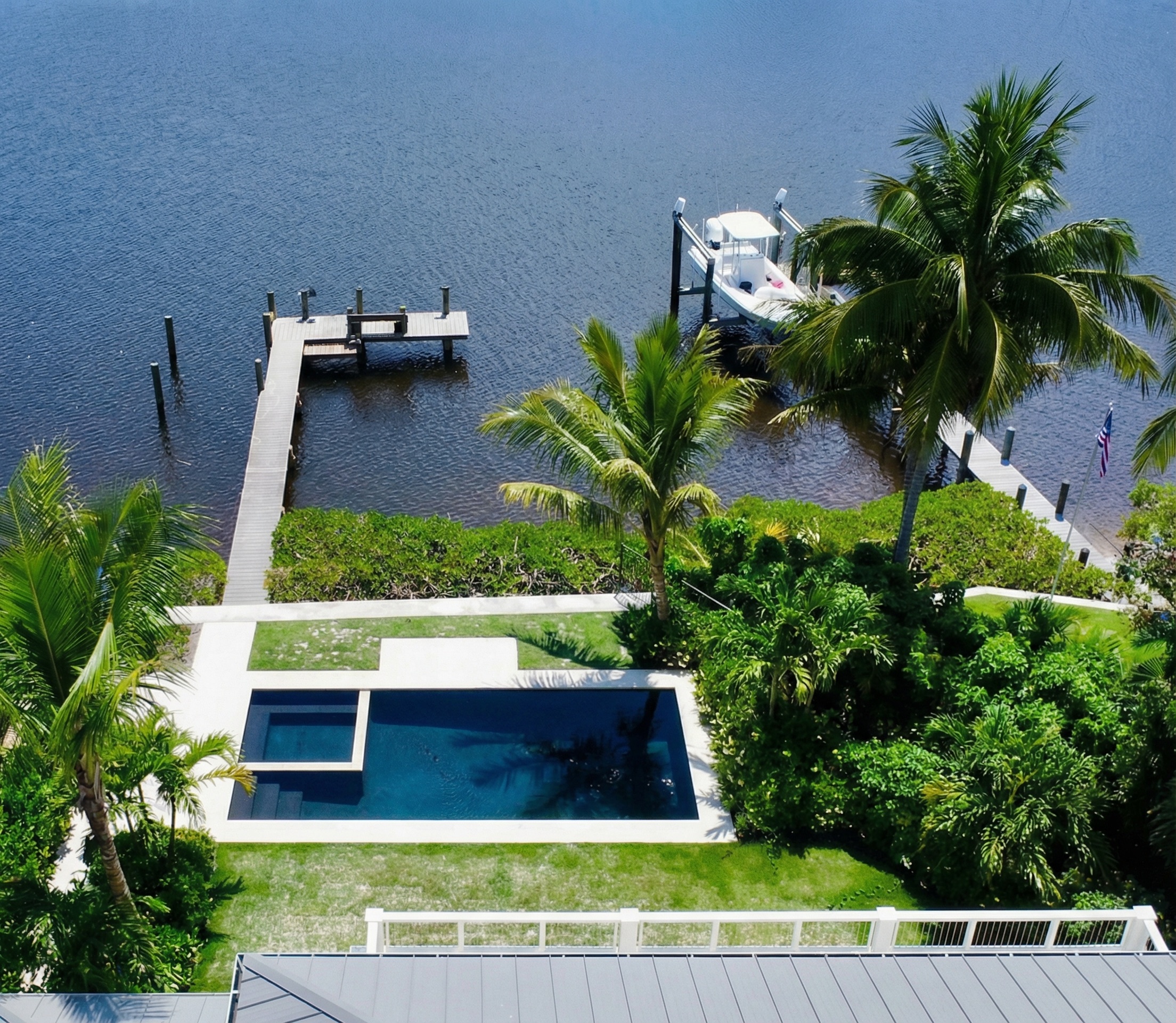Waterfront infinity pool with private dock